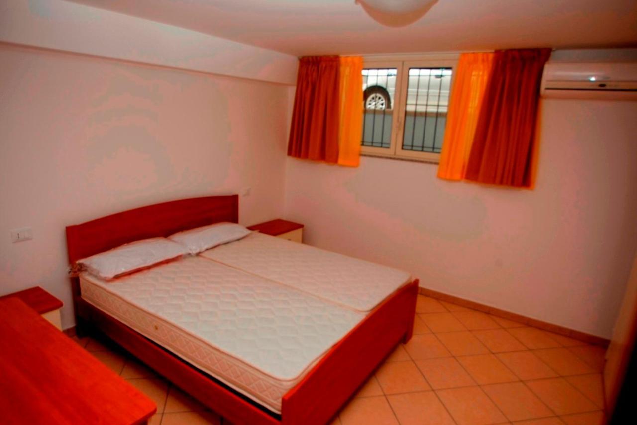 Residence Gualtieri Sant'Andrea Apostolo dello Ionio Exterior photo